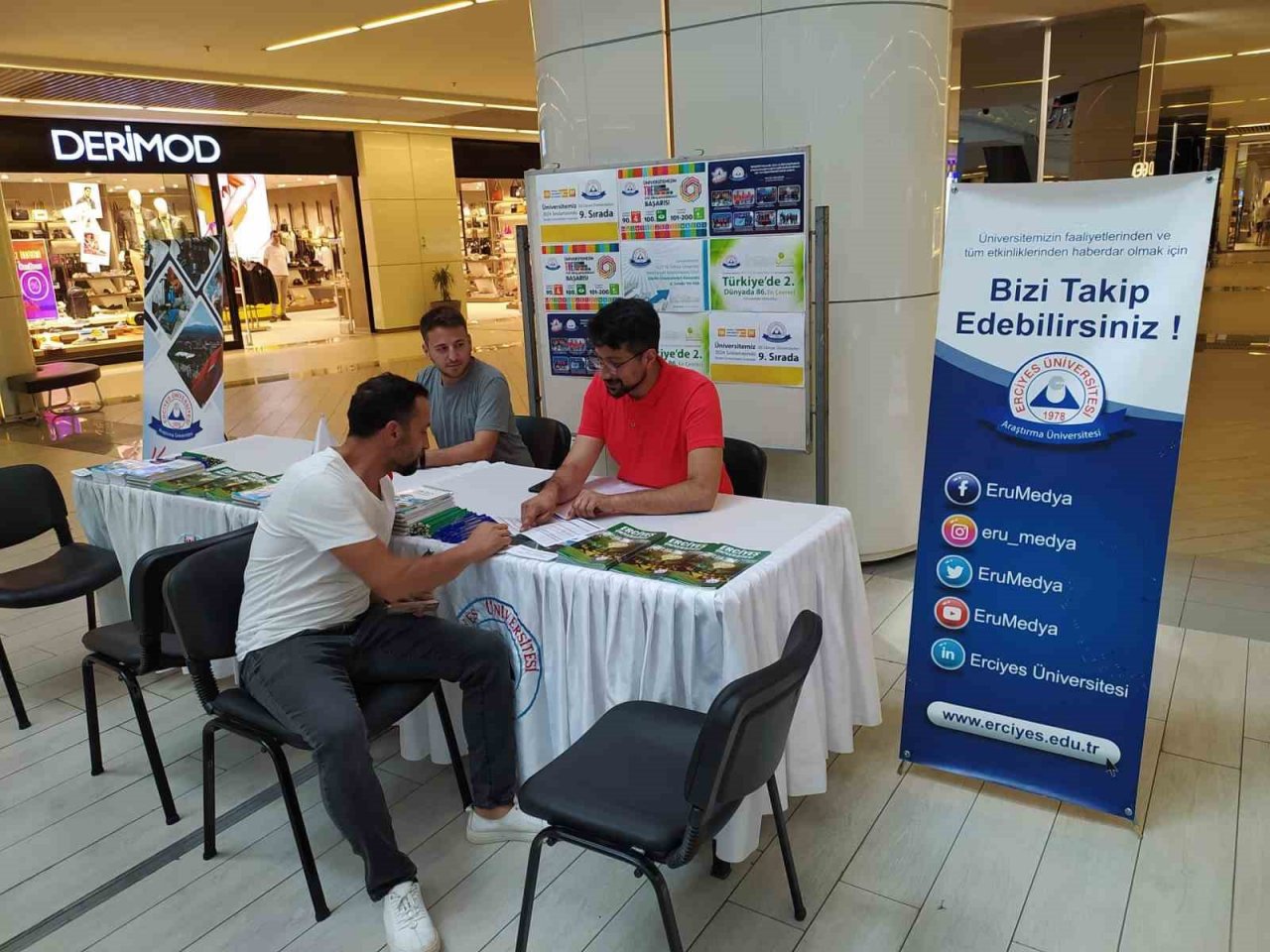 ERÜ’den tercih yapacak öğrencilere danışmanlık desteği