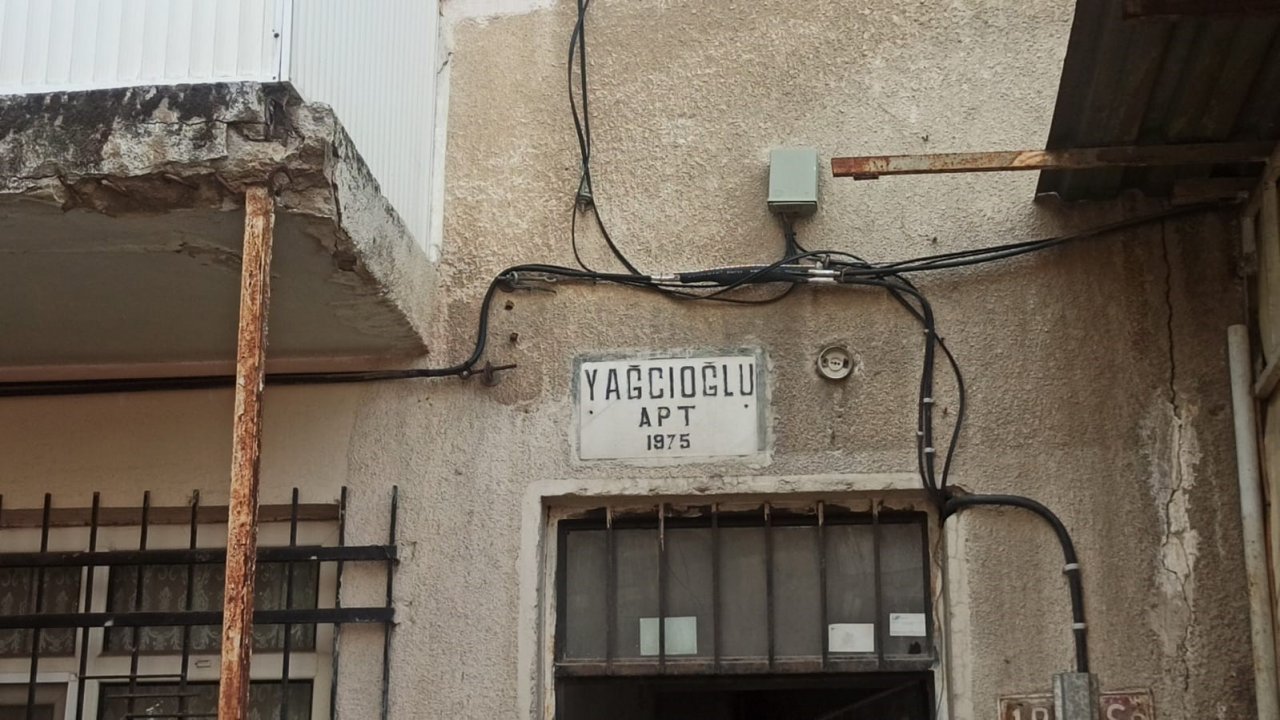 Kapıyı açmayan kayınvalidesini ölü buldu