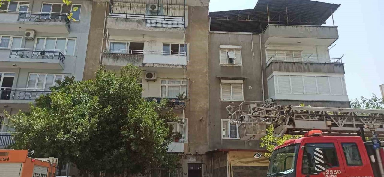 Kapıyı açmayan kayınvalidesini ölü buldu