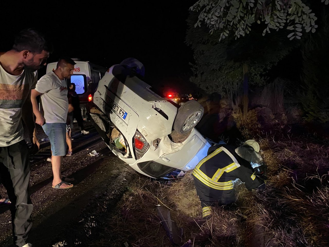 Kontrolden çıkan otomobil ters döndü: 1 yaralı