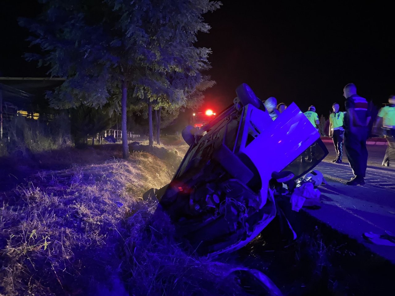 Kontrolden çıkan otomobil ters döndü: 1 yaralı