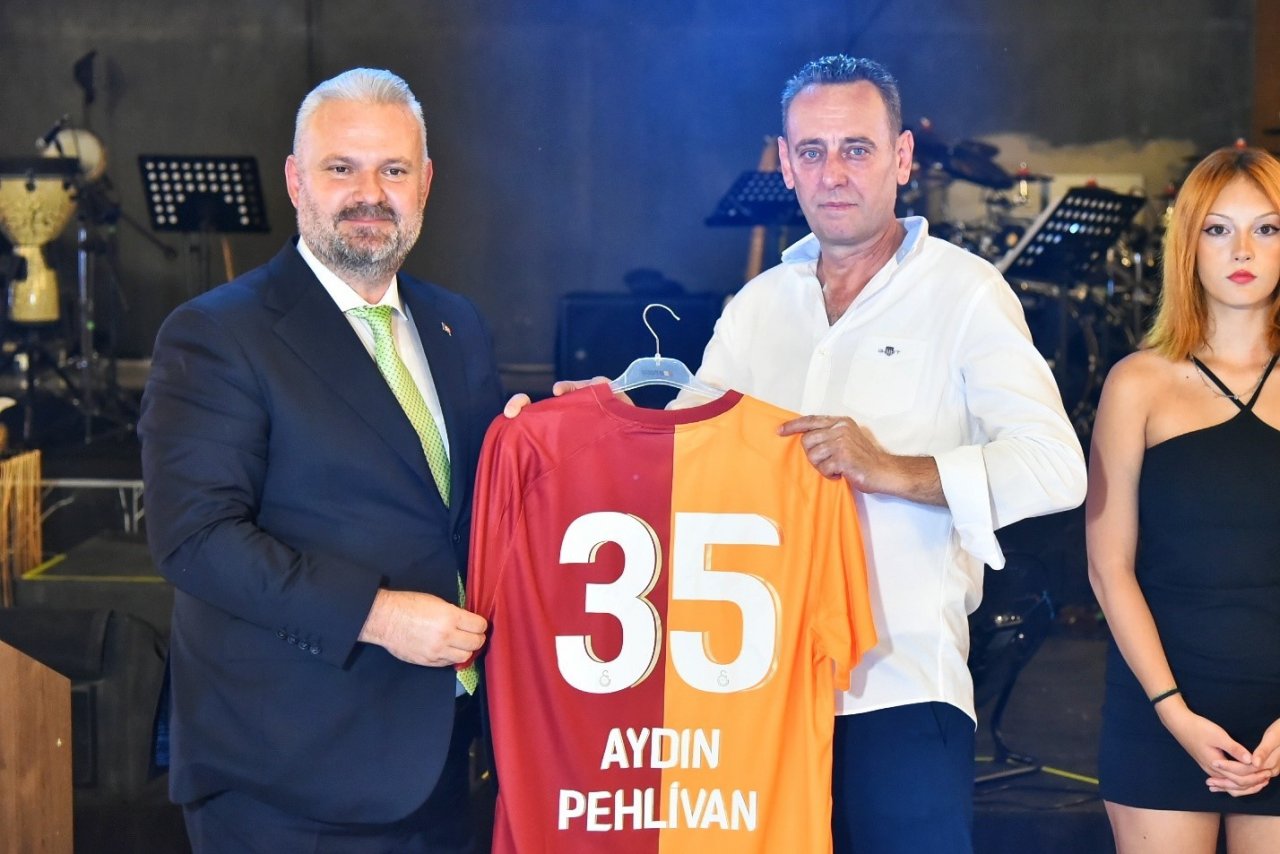 Aydın Pehlivan: “Sporun rengi yoktur, kazanan Türkiye’dir”