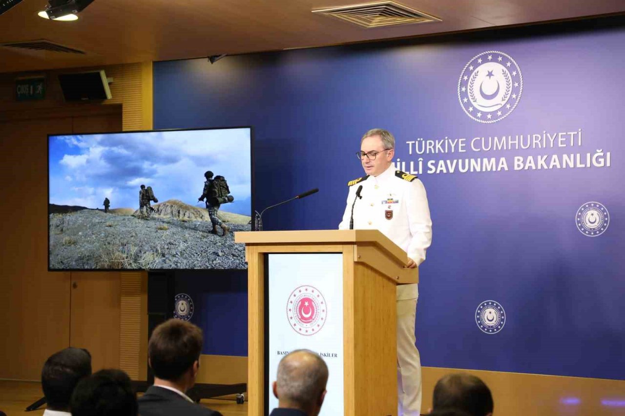 MSB: “44’ü son bir haftada olmak üzere 892 terörist etkisiz hale getirilmiştir”