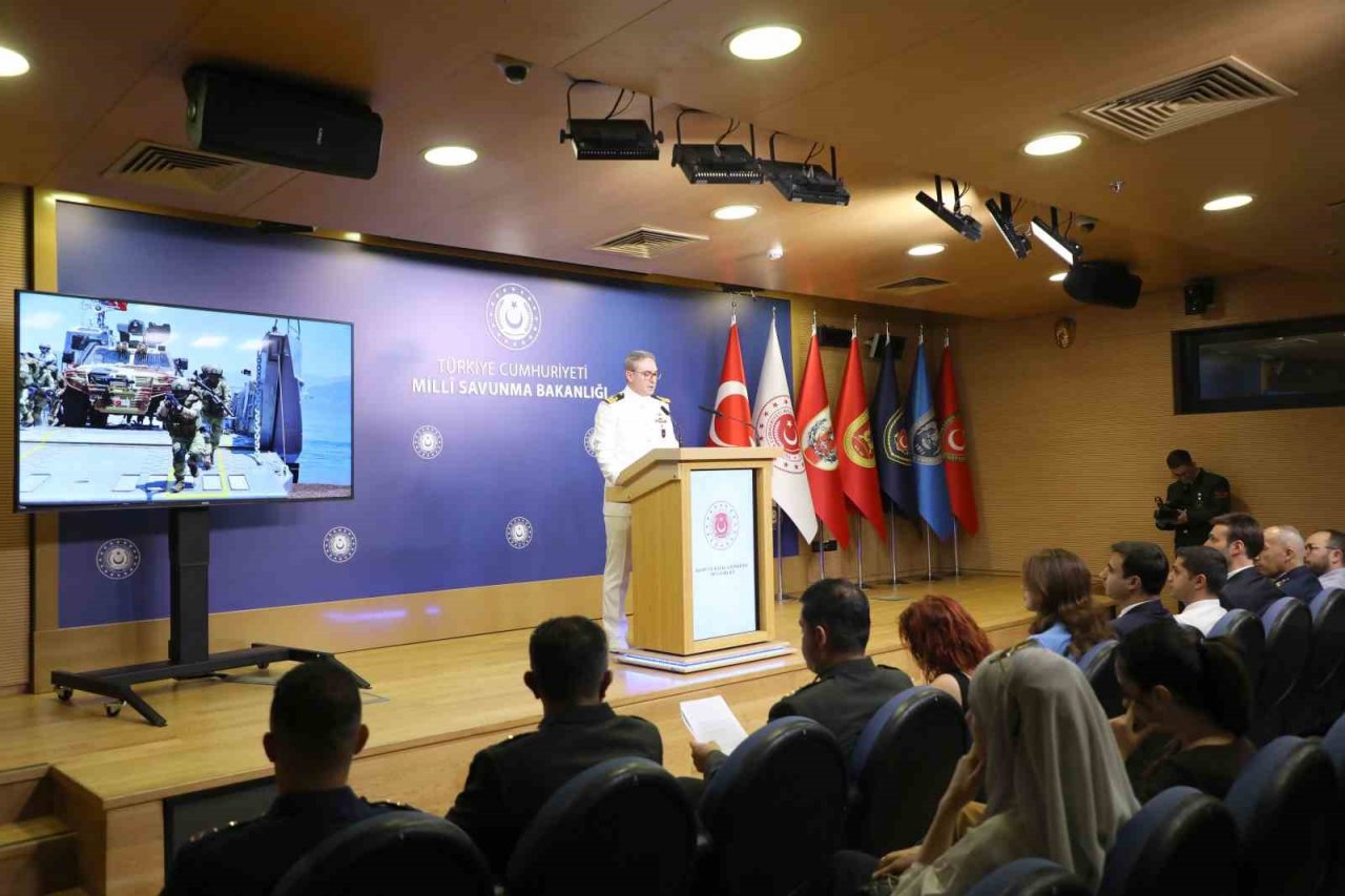 MSB: “44’ü son bir haftada olmak üzere 892 terörist etkisiz hale getirilmiştir”