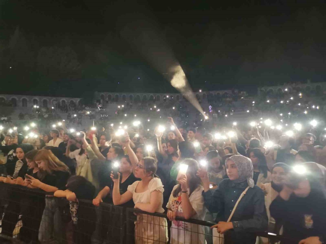 Musa Göçmen senfoni orkestrası Tarhana Festivalinde sahne aldı