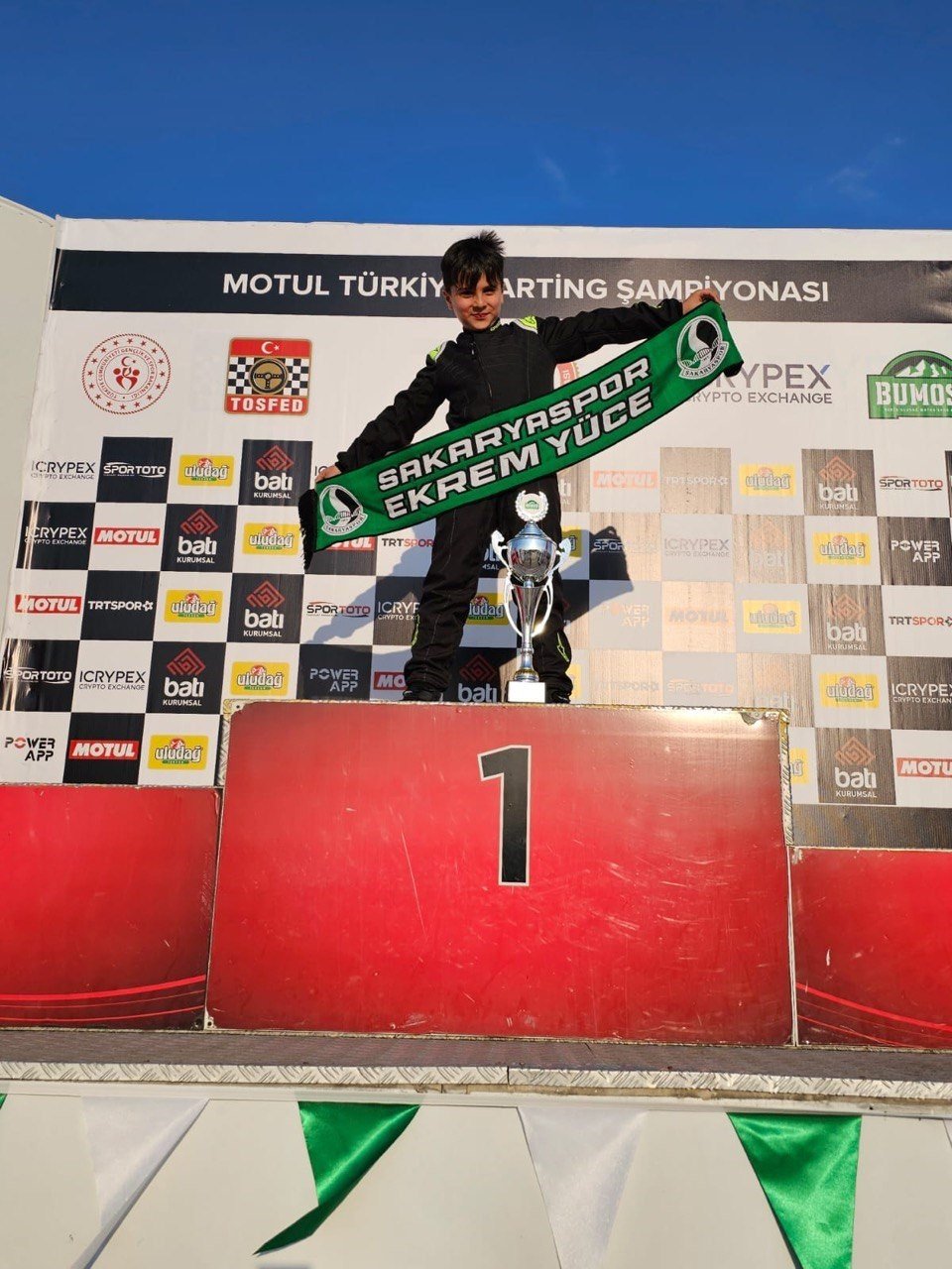 Sakarya Büyükşehir sporcusundan üst üste başarılar