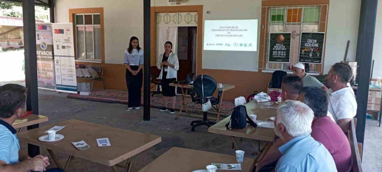 Fındık hasadı öncesinde halk bilgilendiriliyor