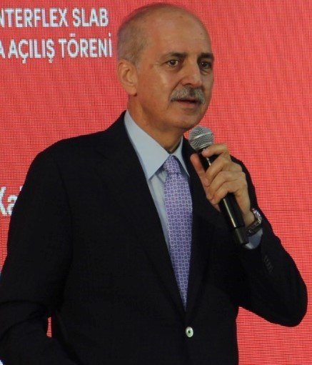 Bakan Kacır: "Önümüzdeki on yıl içerisinde uçakların türbin kanatları seramikten imal edilecek"