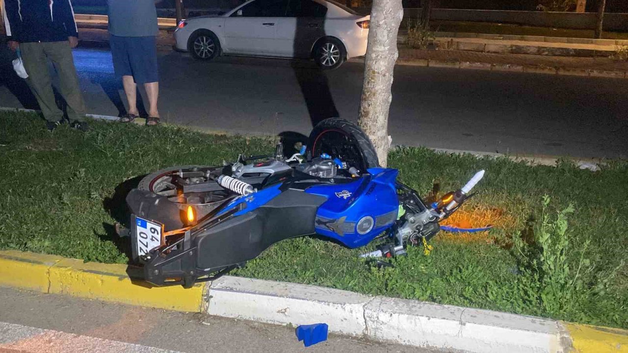 Uşak’ta motosiklet kazası: 2 yaralı