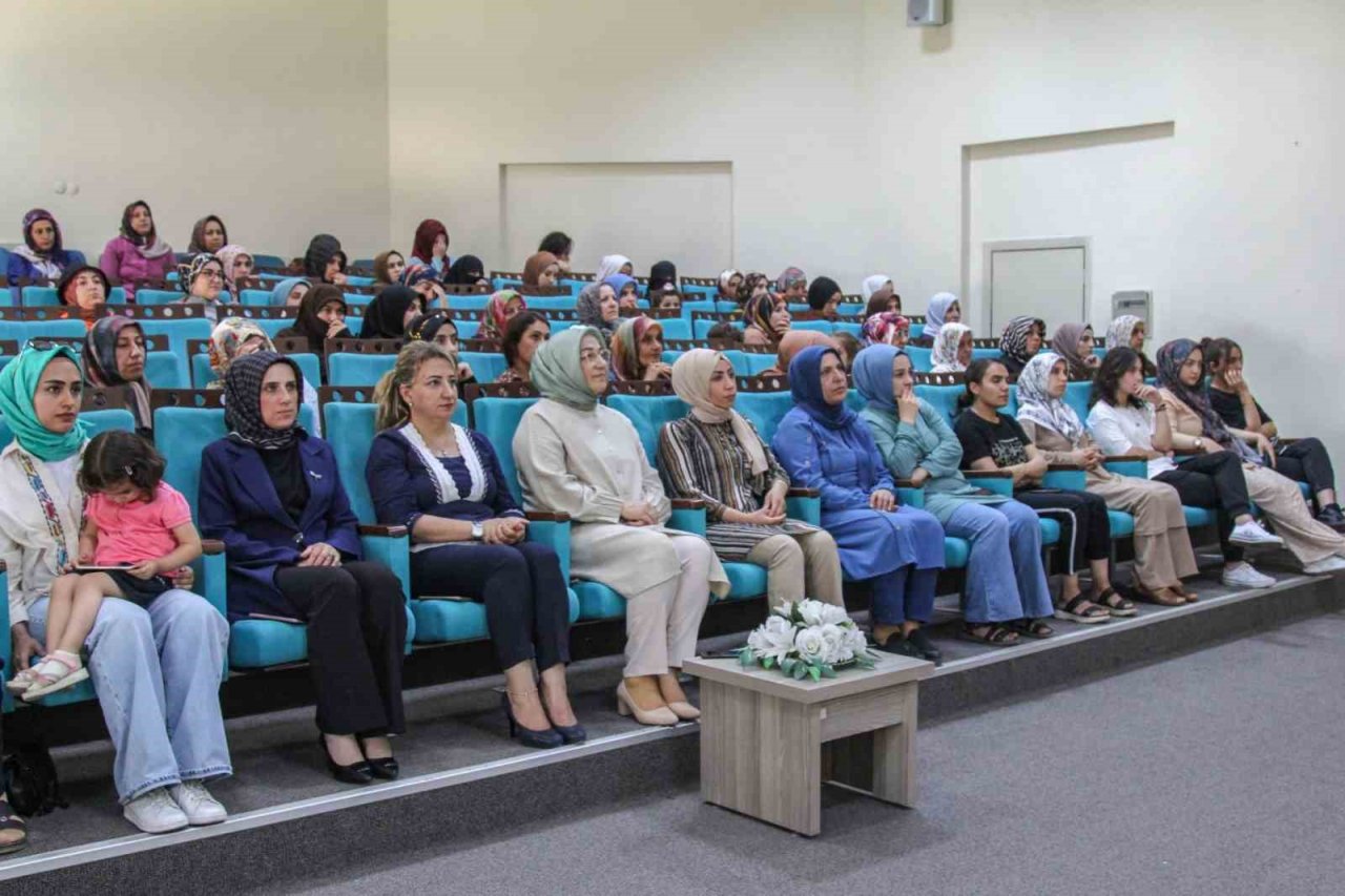 Van’da ‘Mahremiyet ve İstismar’ konulu seminer düzenlendi