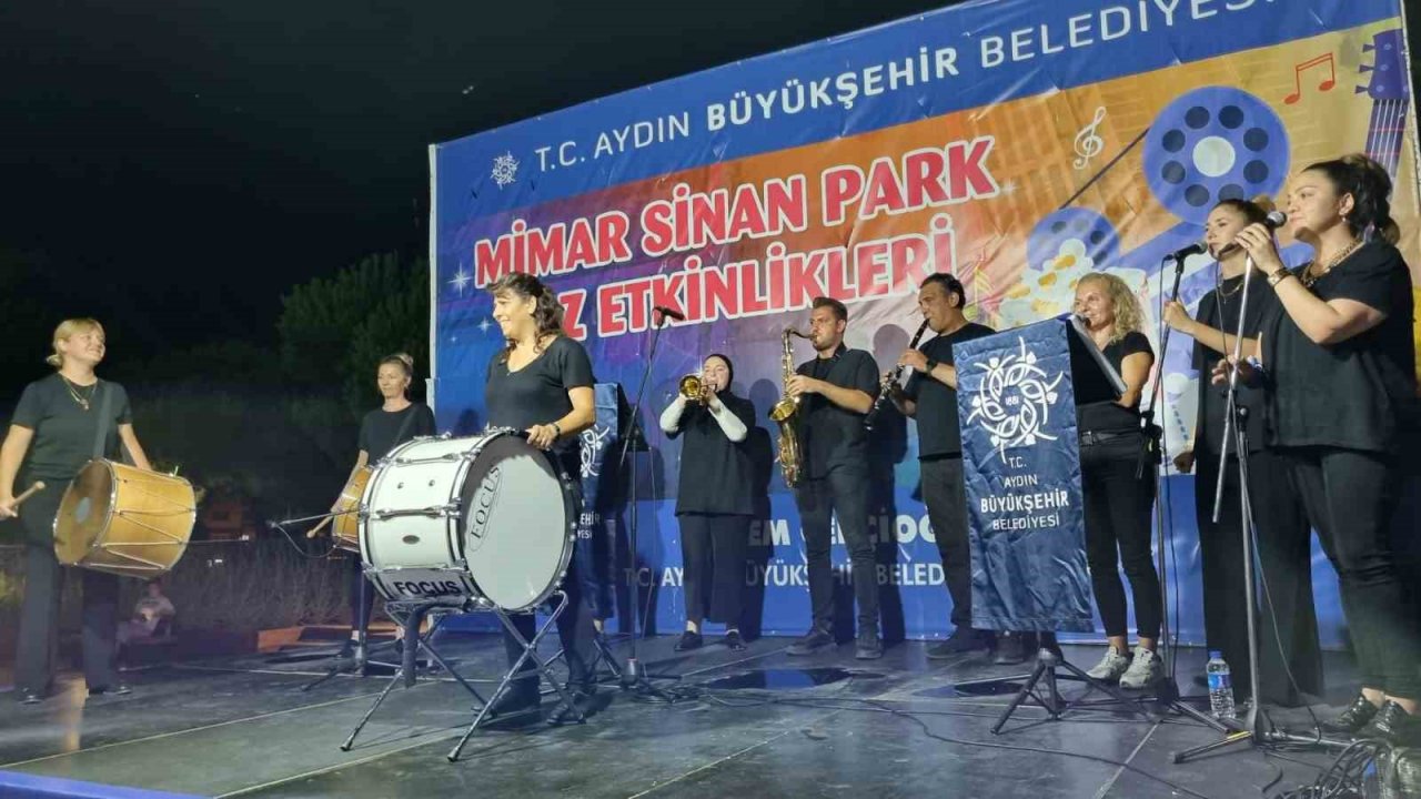 Aydın Büyükşehir Belediyesi’nden Mimar Sinan Parkı’nda müzik resitali