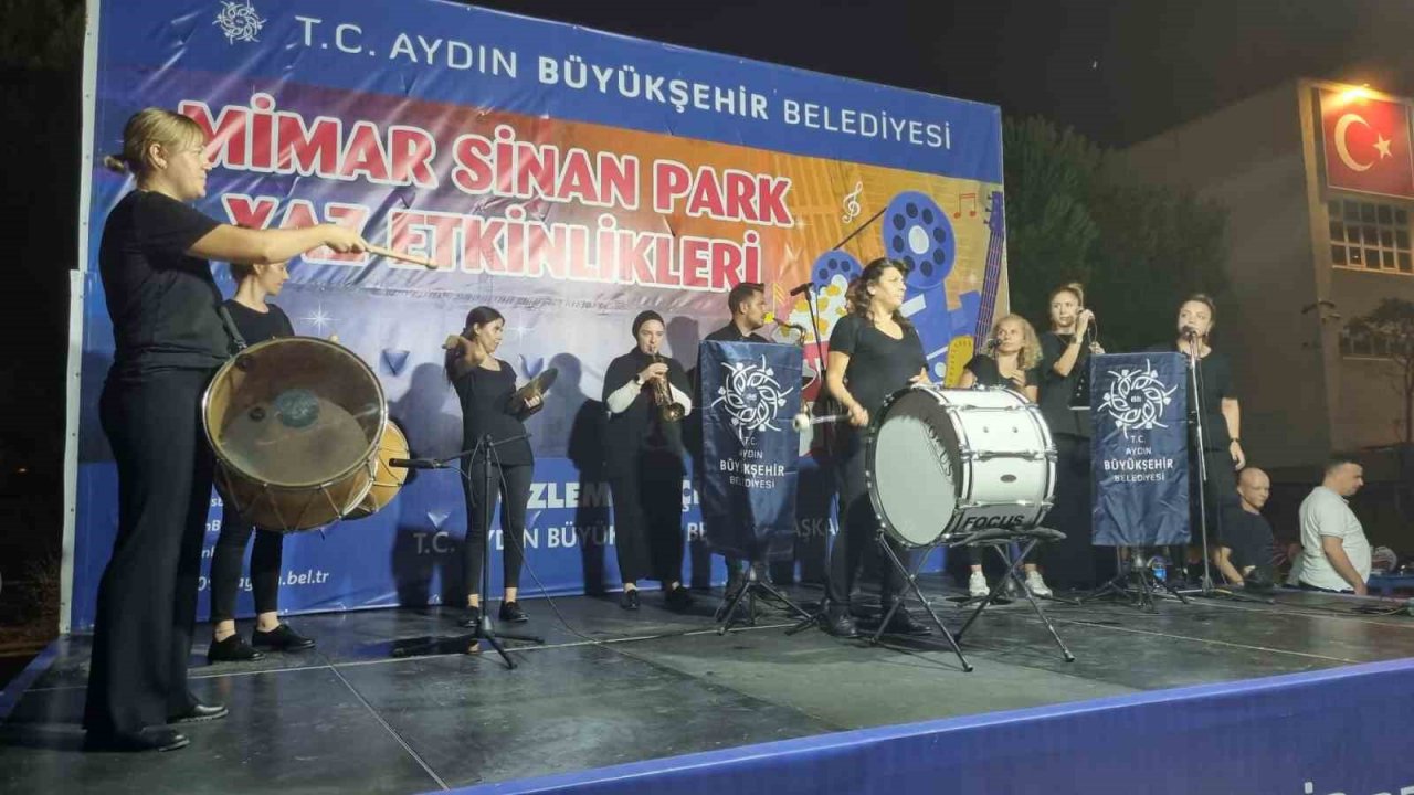 Aydın Büyükşehir Belediyesi’nden Mimar Sinan Parkı’nda müzik resitali
