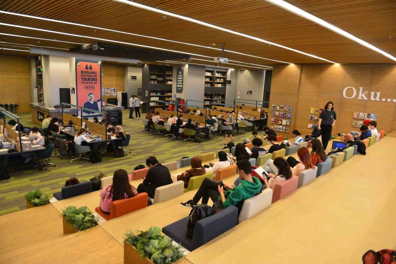 Sınava çalışan gençlere ’Yıldırım’ destek