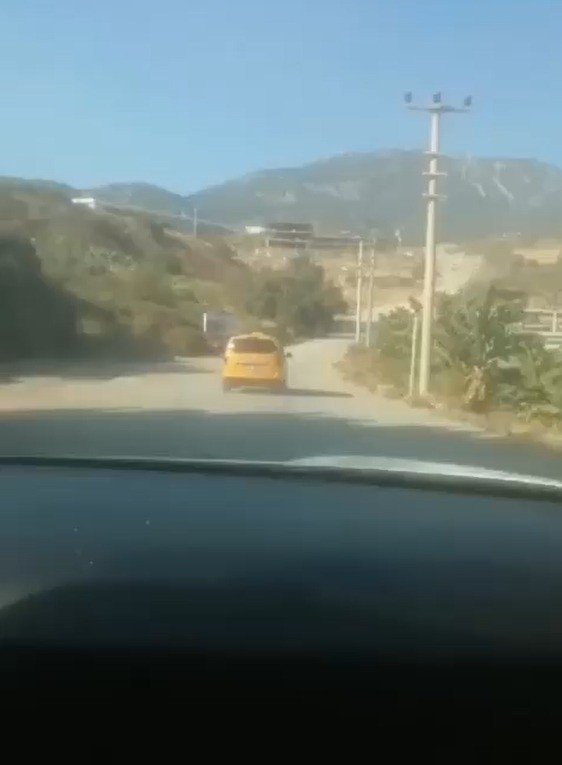 Kendisini polis olarak tanıtan dolandırıcının planı tutmadı, nefes kesen operasyonla yakalandı