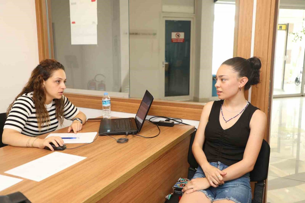 Belediyeden üniversite adaylarına tercih desteği