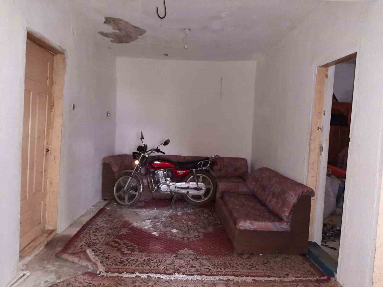 Burdur’da Jandarma ekiplerinin 6 aylık asayiş çalışmasında bin 884 şahıs hakkında adli işlem yapıldı