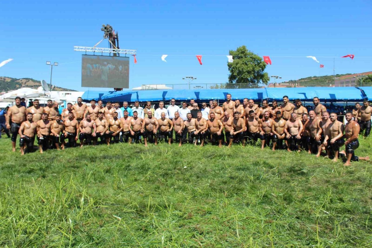 Çan 58. Süleyman Şahin Yağlı Pehlivan Güreşleri Başpehlivanı Yusuf Can Zeybek