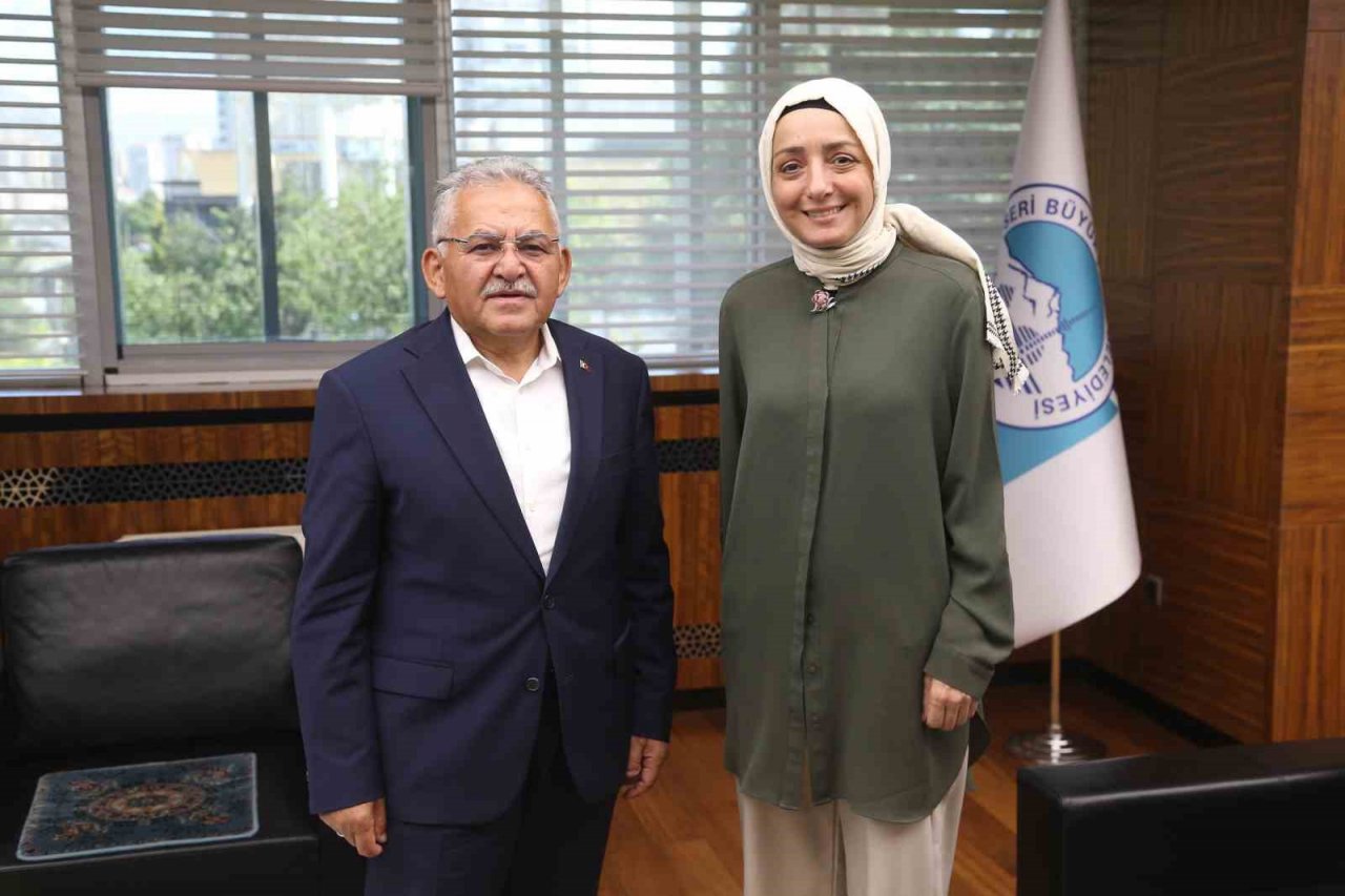 Cumhurbaşkanlığı Başdanışmanı Oruç’tan Başkan Büyükkılıç’a ziyaret