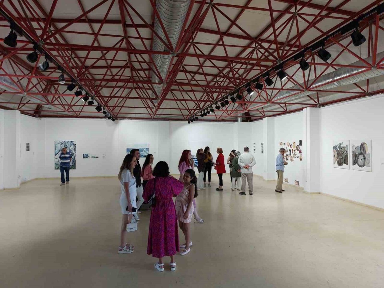 Mezuniyet sergisi gerçekleştirildi