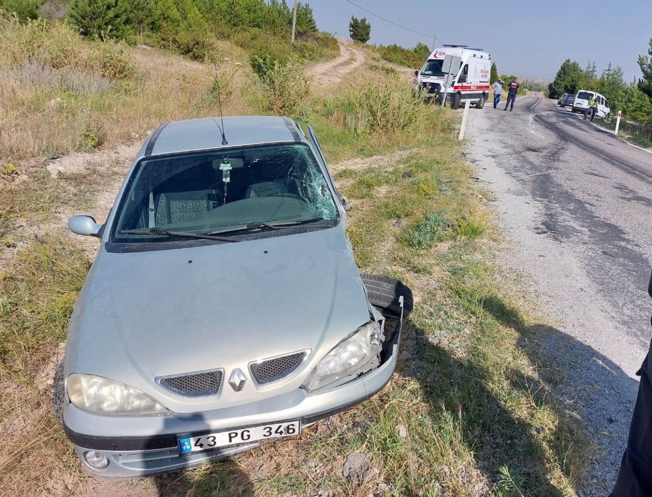 Emet’te trafik kazası: 3 yaralı