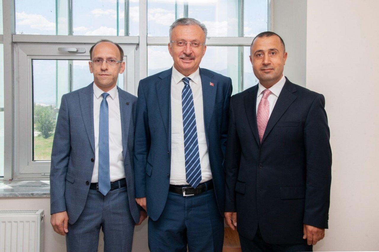 EBYÜ BAP’ta bayrak değişimi