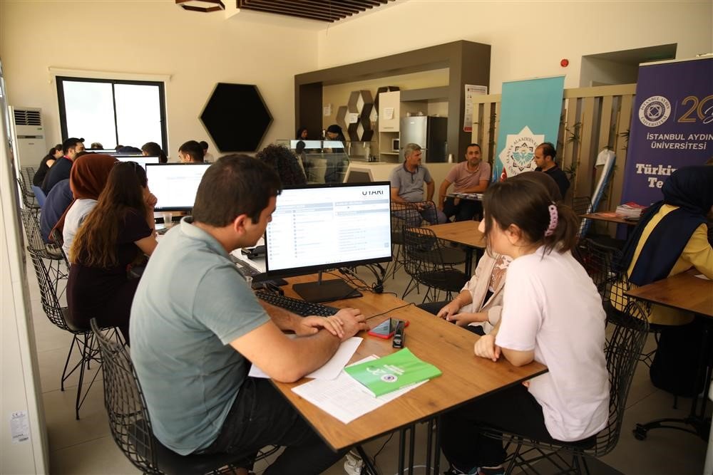 Fahri Gürses Etüt Kursu’nda ücretsiz tercih hizmeti