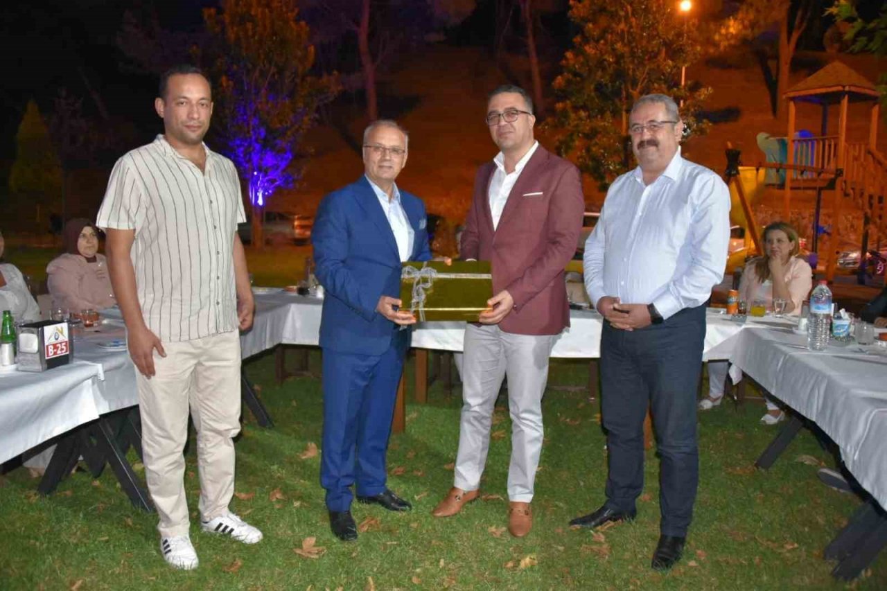 Salihli’de Başsavcı Mustafa Balık’a veda yemeği