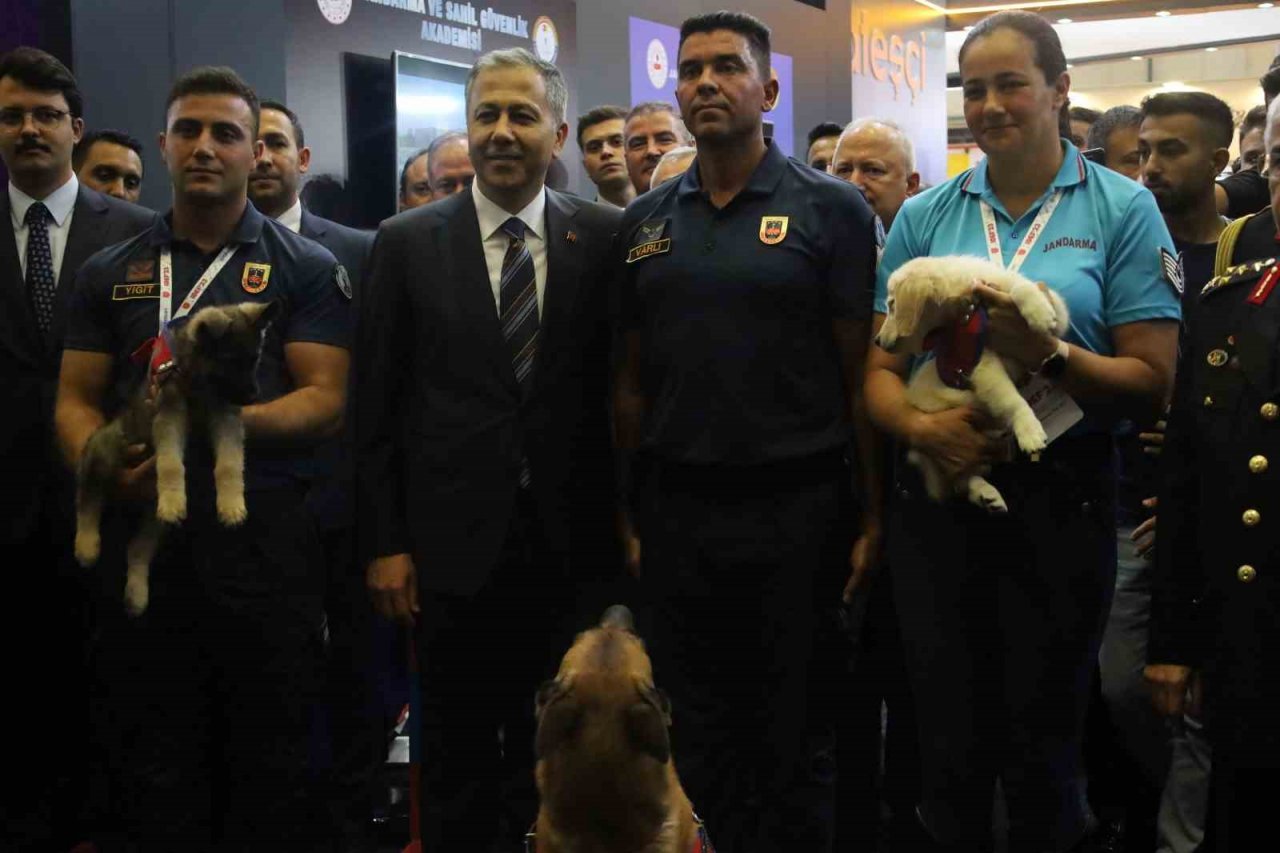 İçişleri Bakanı Yerlikaya: "Türkiye’nin savunma sanayiinde geldiği nokta çok büyük bir gurur vesilesi"