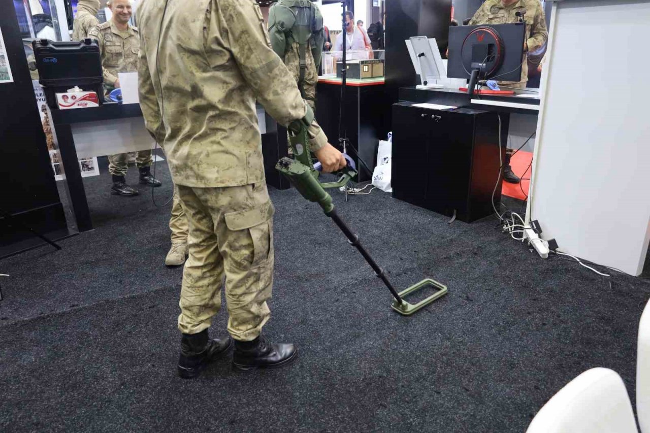 İDEF’te Jandarmadan mayın tatbikatı