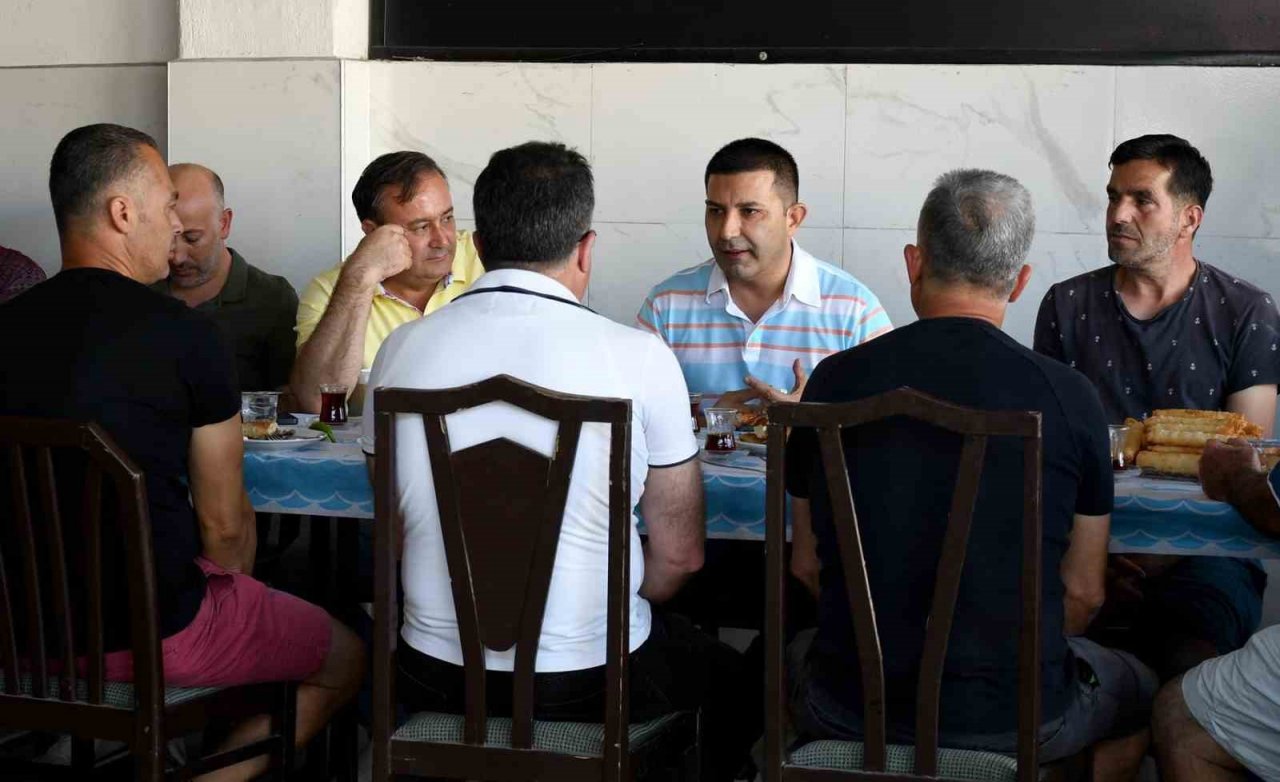 Kuşadası Sanayi Sitesi’nden Başkan Günel’e teşekkür kahvaltısı