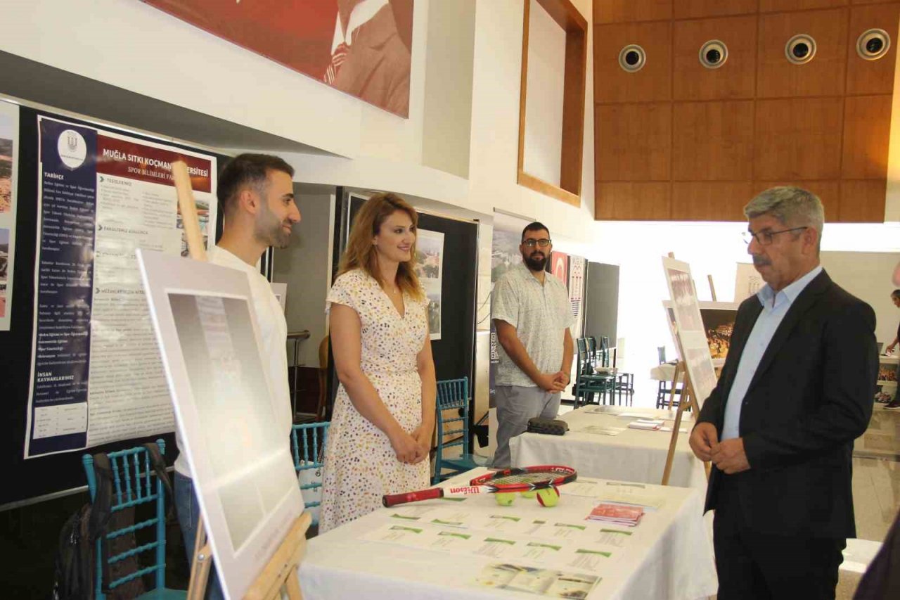 MSKÜ tercih masaları aday öğrencileri bekliyor