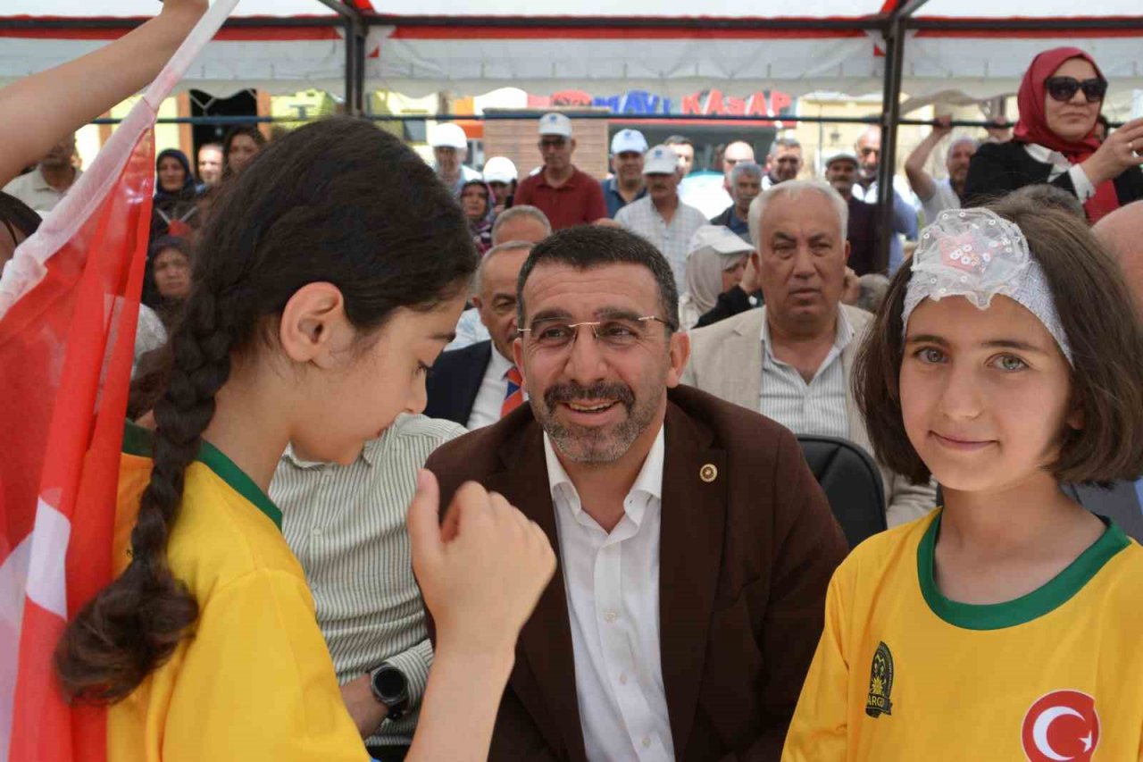 Sarıkamış’ta Uluslararası 1’inci Soğuksu Festivali coşkusu