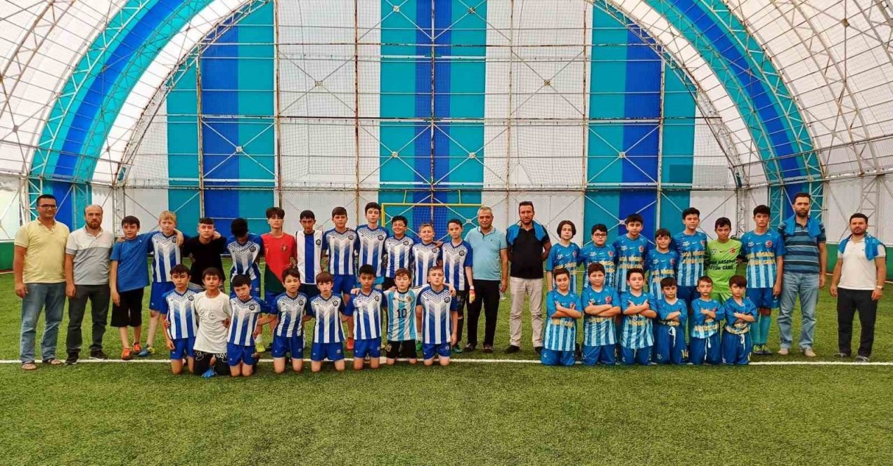 Simav’da Yaz Kur’an Kursları futbol turnuvası