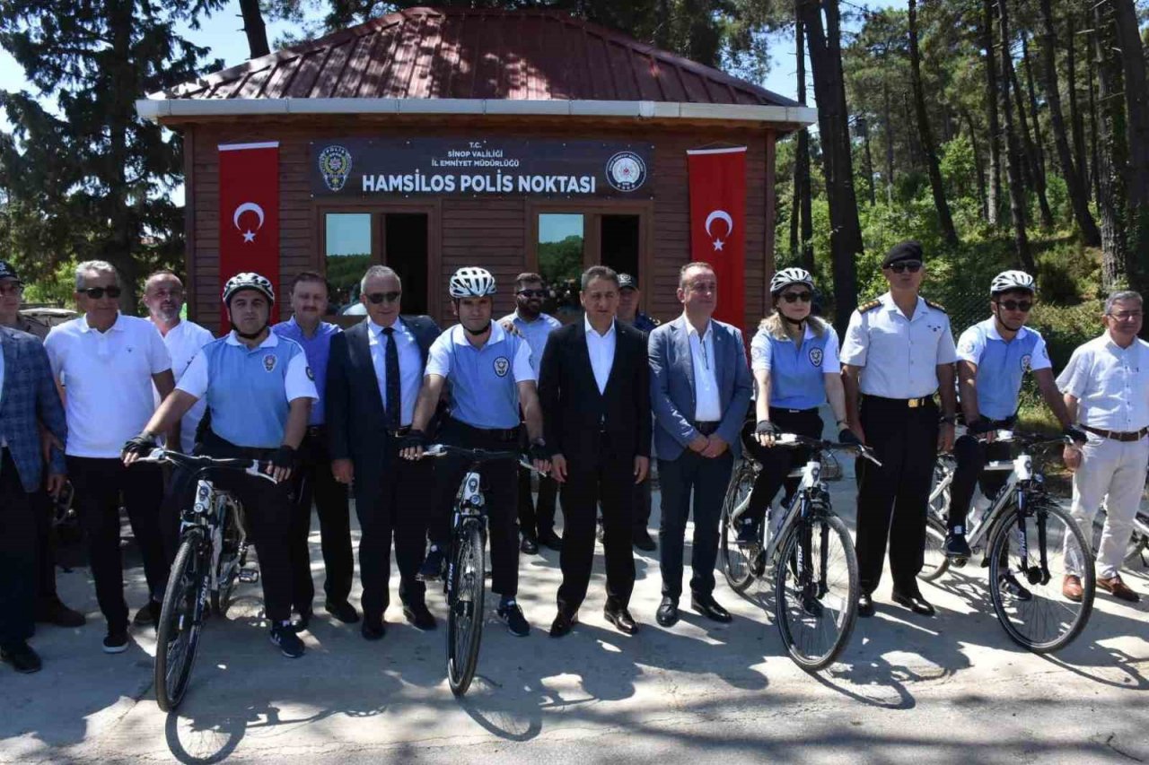 Sinop’ta bisikletli polis timleri göreve başladı