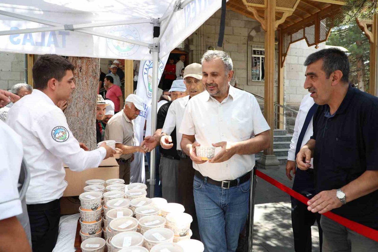 Talas Belediyesi’nden ‘aşure ikramı’