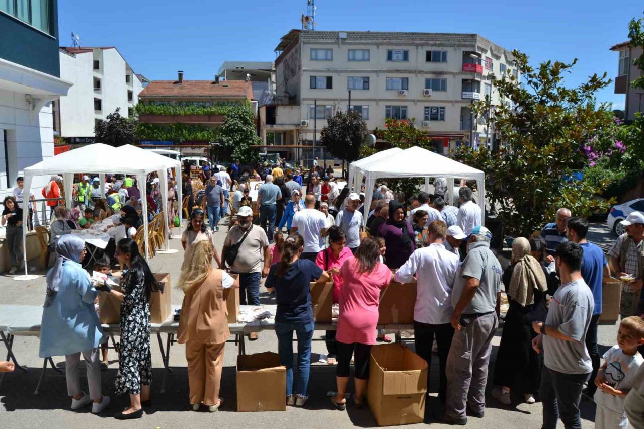 Aşureler, Başkan Oral’dan