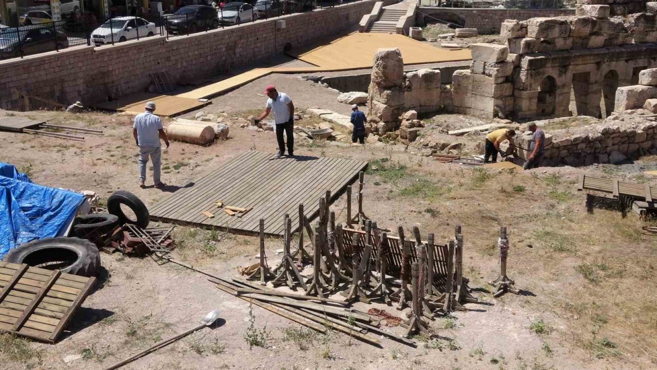 2 bin yıllık Roma Hamamı kapılarını ziyaretçilerine açıyor