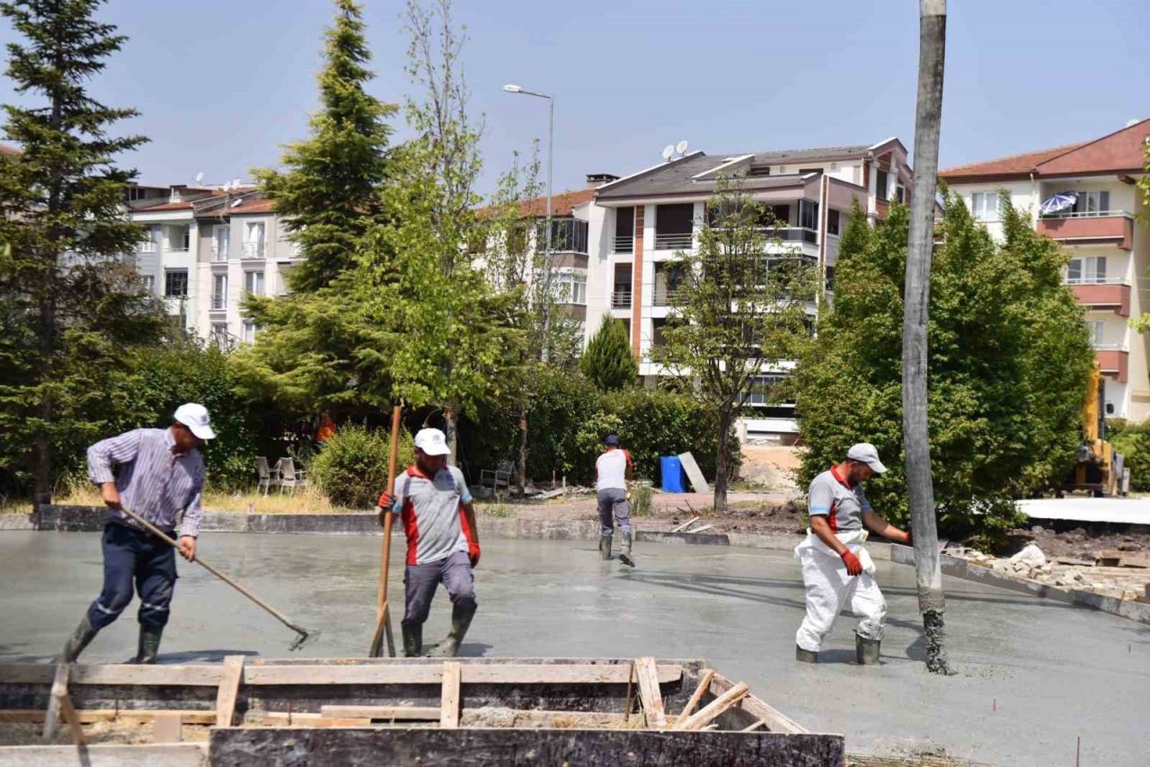 Altıeylül Belediyesi projelere devam ediyor