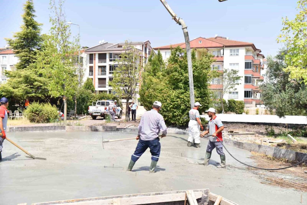 Altıeylül Belediyesi projelere devam ediyor