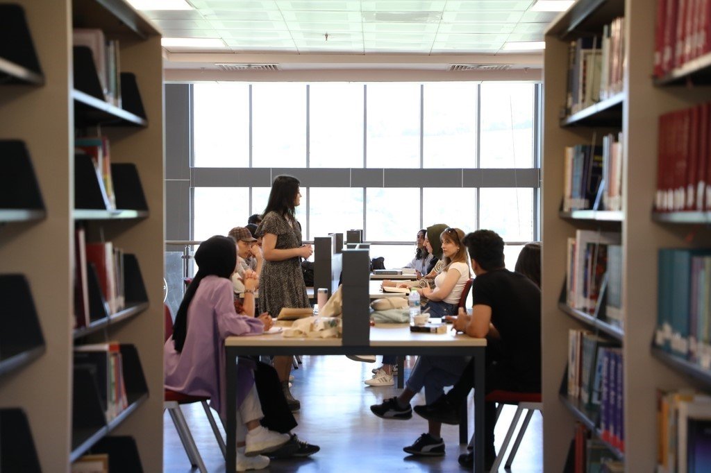 BARÜ 7 yılda 4 bin 590 basamak yükseldi