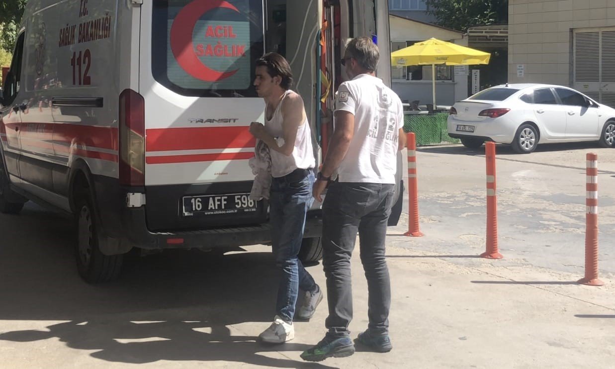 Bursa’da fabrikada patlama...Patlama sonrası sıcak görüntüler: 2 yaralı