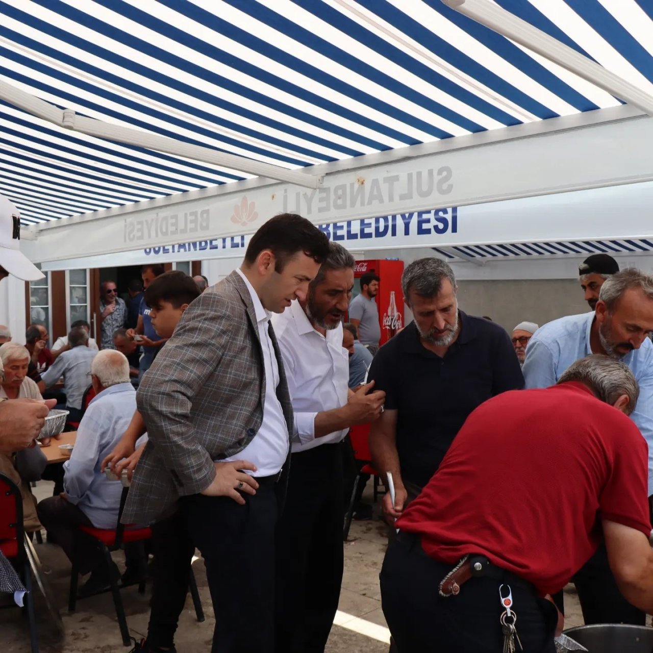 Çayırlı’da vatandaşlara aşure dağıtıldı