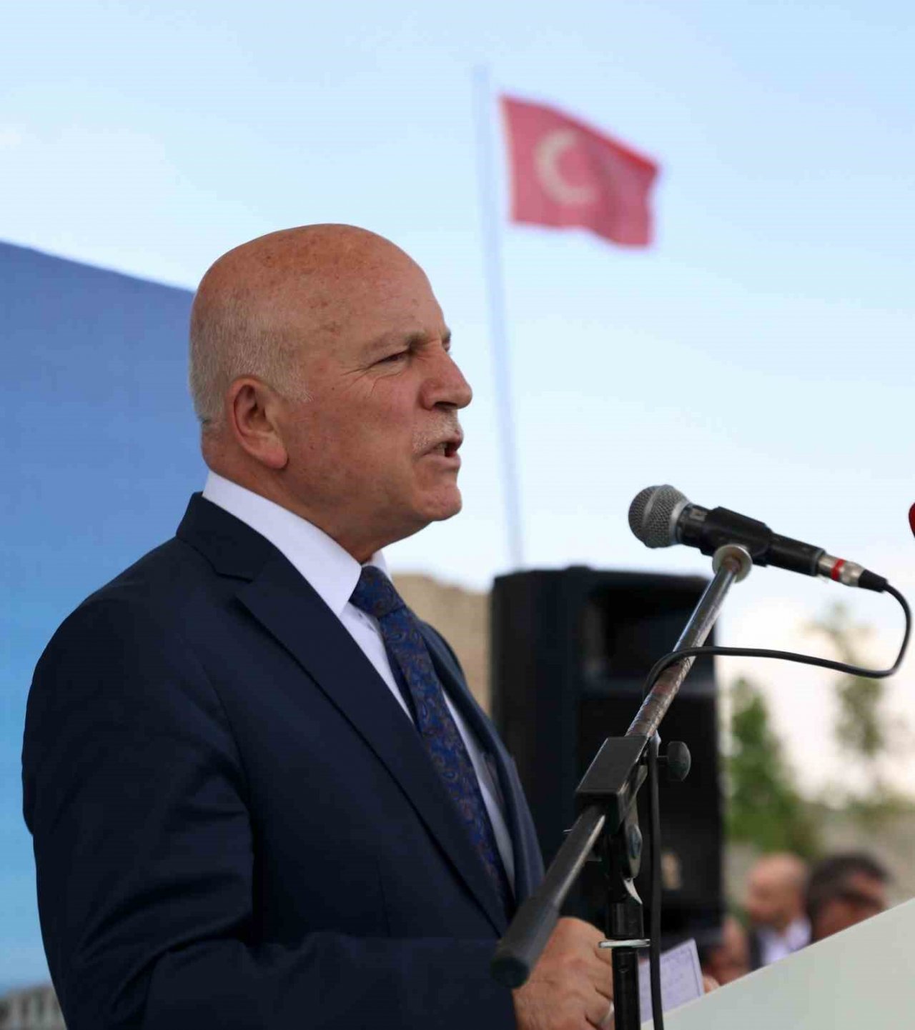 Başkan Sekmen; Erzurum adeta kültürün menbağı