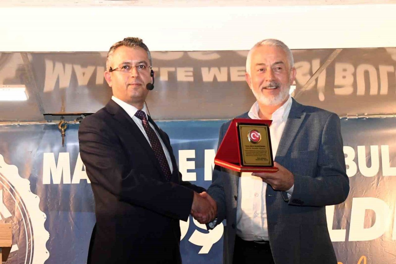 Vatandaşın öneri ve istekleri mahalle meclisi buluşmalarıyla çözülüyor