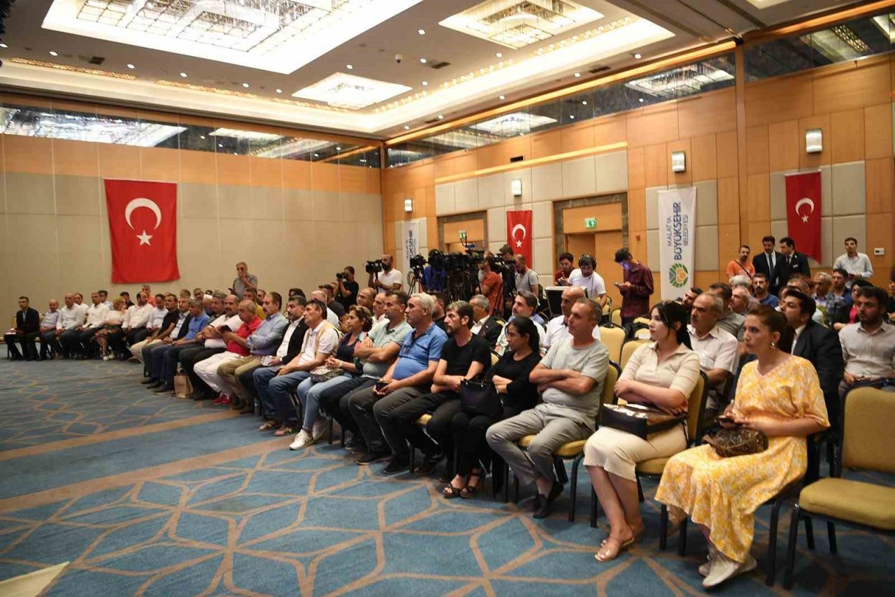 Malatya’da deprem süreci ve yol haritası masaya yatırıldı