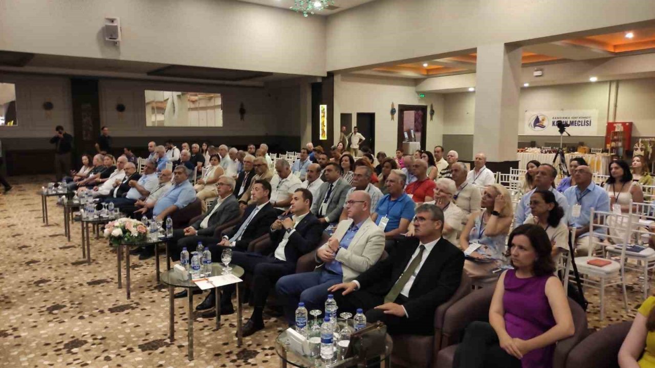 Türkiye Kent Konseyleri Birliğinde Devir Teslim Töreni