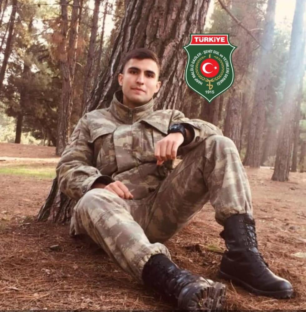 astsubay-fatih-cetin3.jpg