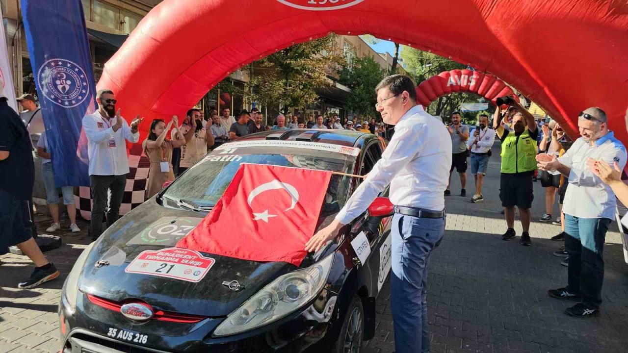 Buharkent Tırmanma Yarışı’nın sembolik startı verildi