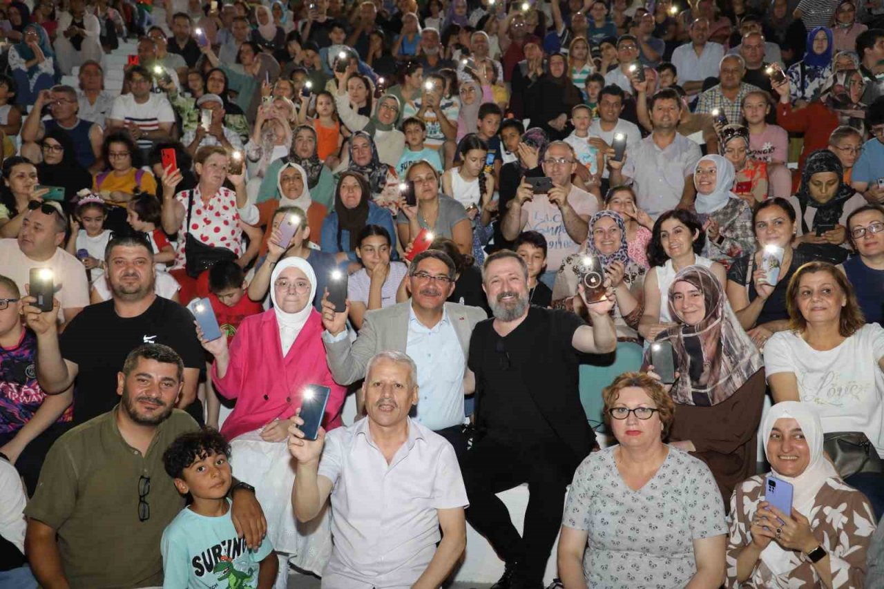 Şehzadeler, ’Gölge’ ile keyifli bir akşam yaşadı