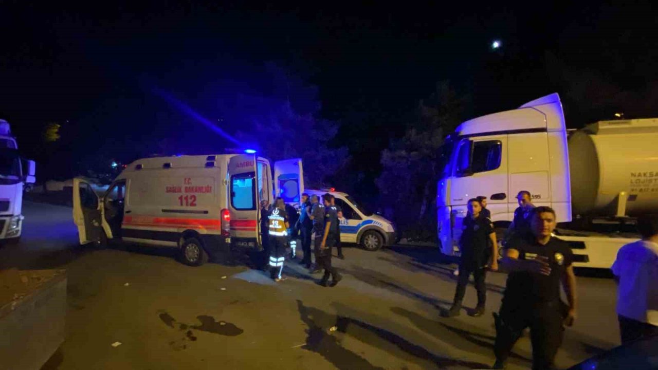Kocaeli’de nişan sonrası bıçaklı kavga: 2 yaralı